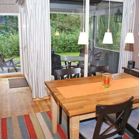 Blockhaus Mit Parkplatz Vor Der Ha Villa Damp Exteriör bild